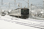 桂川駅を発車する電車